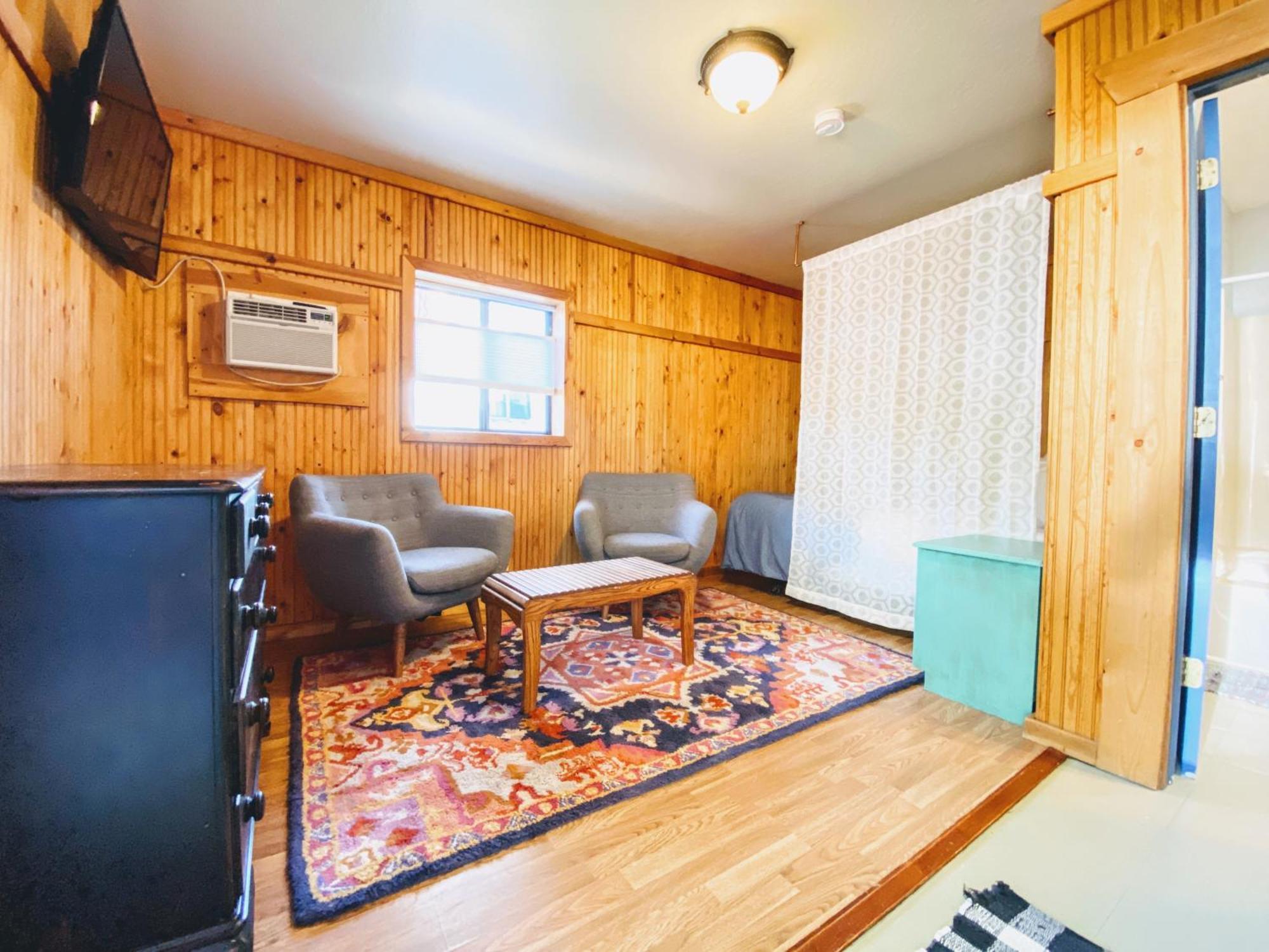 Flathead Lake Resort Woods Bay Exterior foto